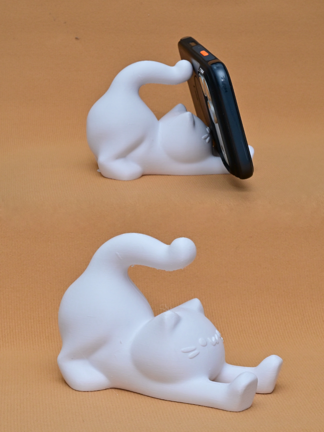 Macskás Telefontartó – 3D Nyomtatott Íróasztali állvány