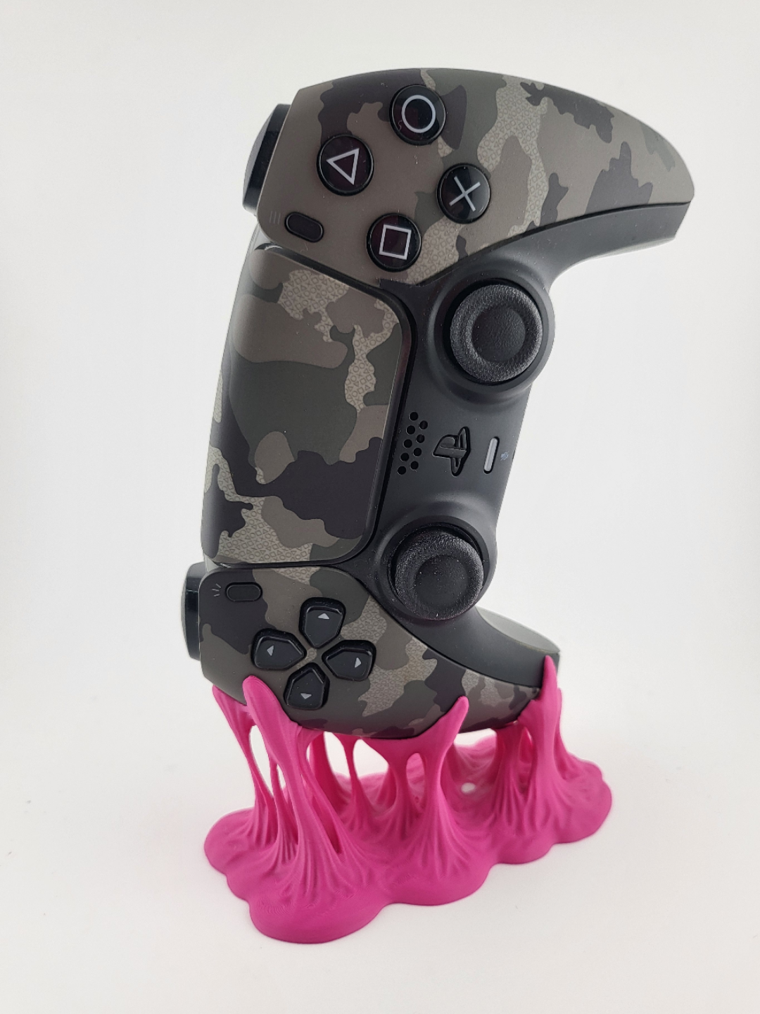 PS5 Kontroller Állvány – Lávás Design (3D nyomtatott)